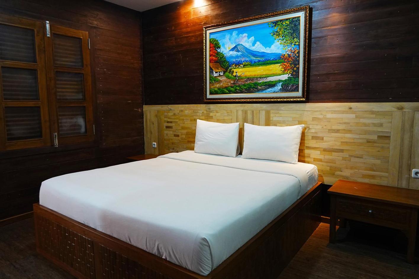 Baratha Hotel & Resto Bondowoso Exterior photo