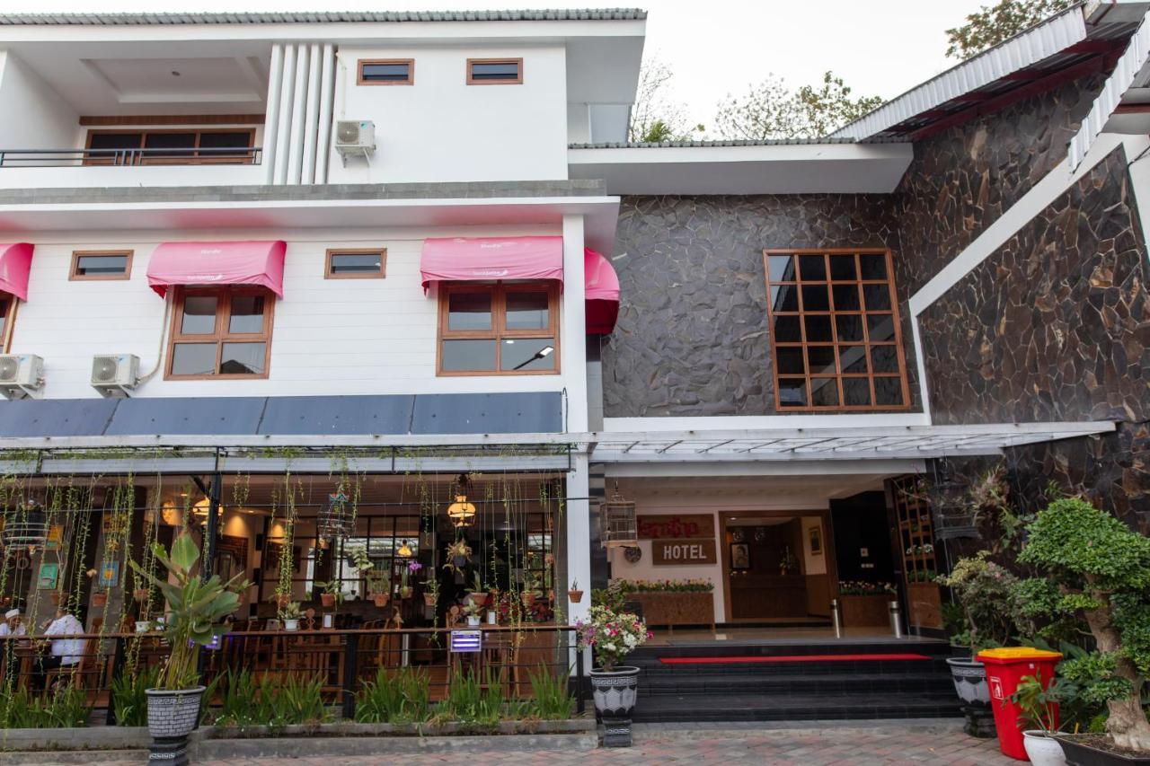 Baratha Hotel & Resto Bondowoso Exterior photo